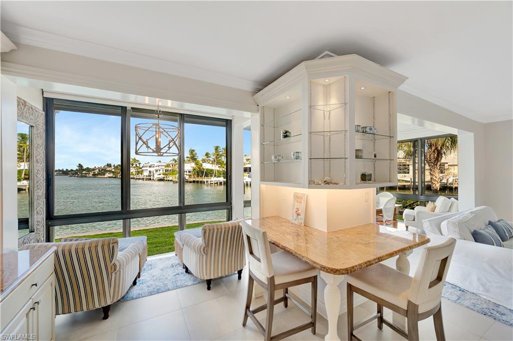 INDIES WEST - Residential Lease