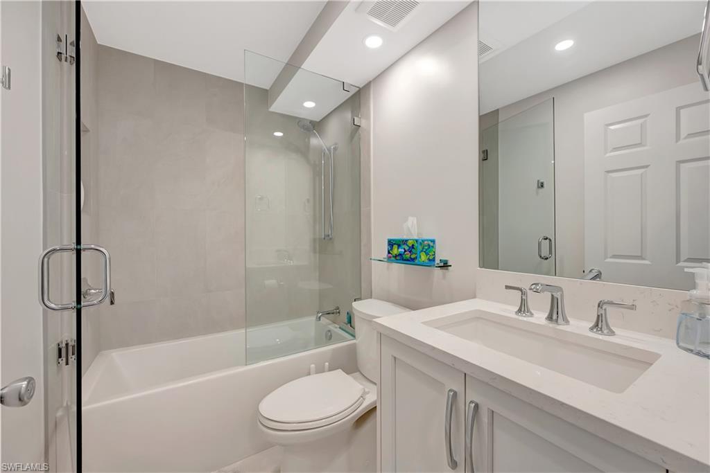 INDIES WEST - Residential Lease