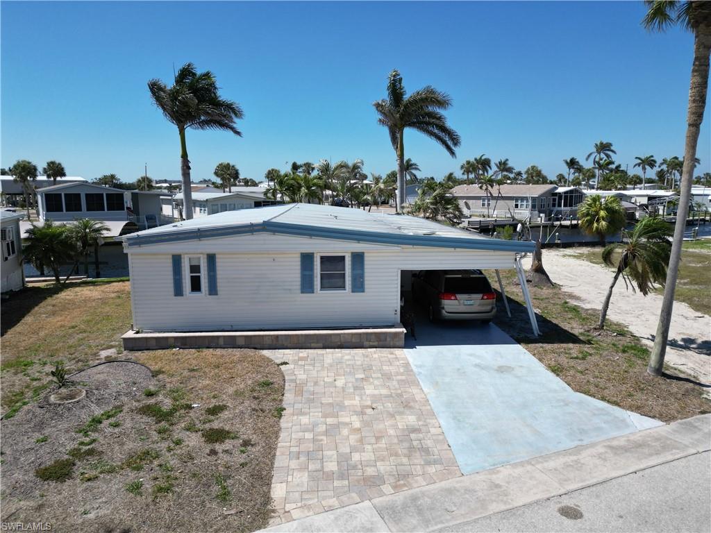 BAYSIDE ESTATES - Residential