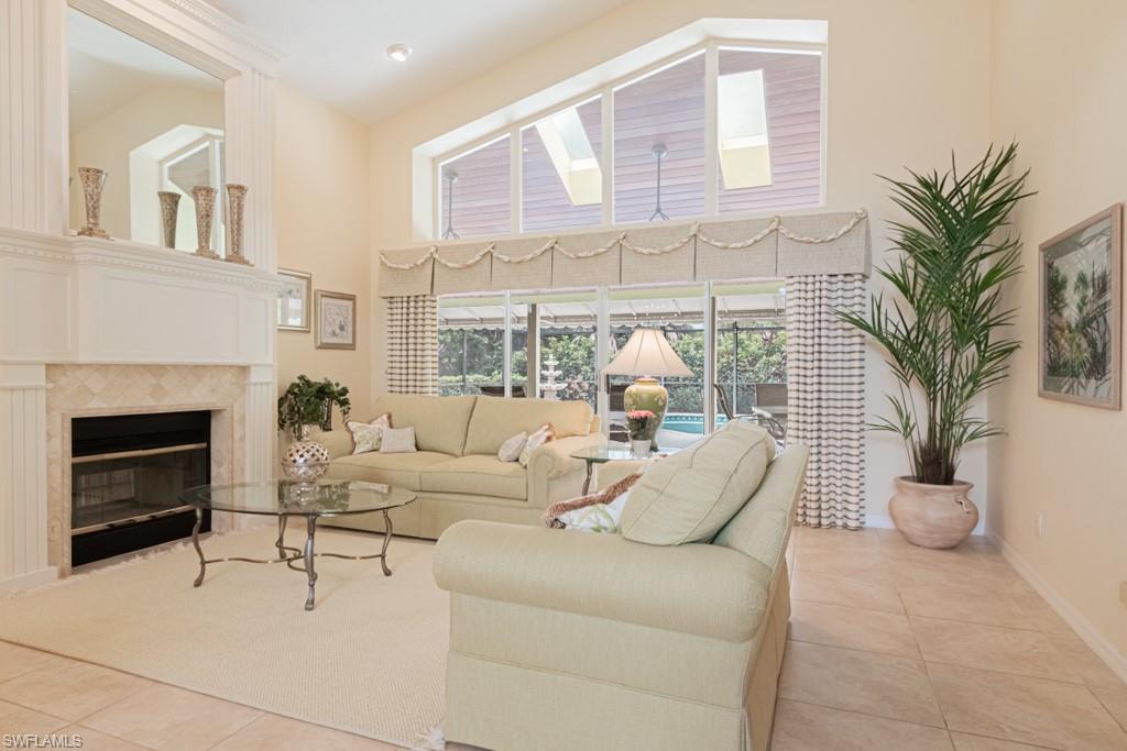 EAGLE CREEK COUNTRY CLUB - Residential