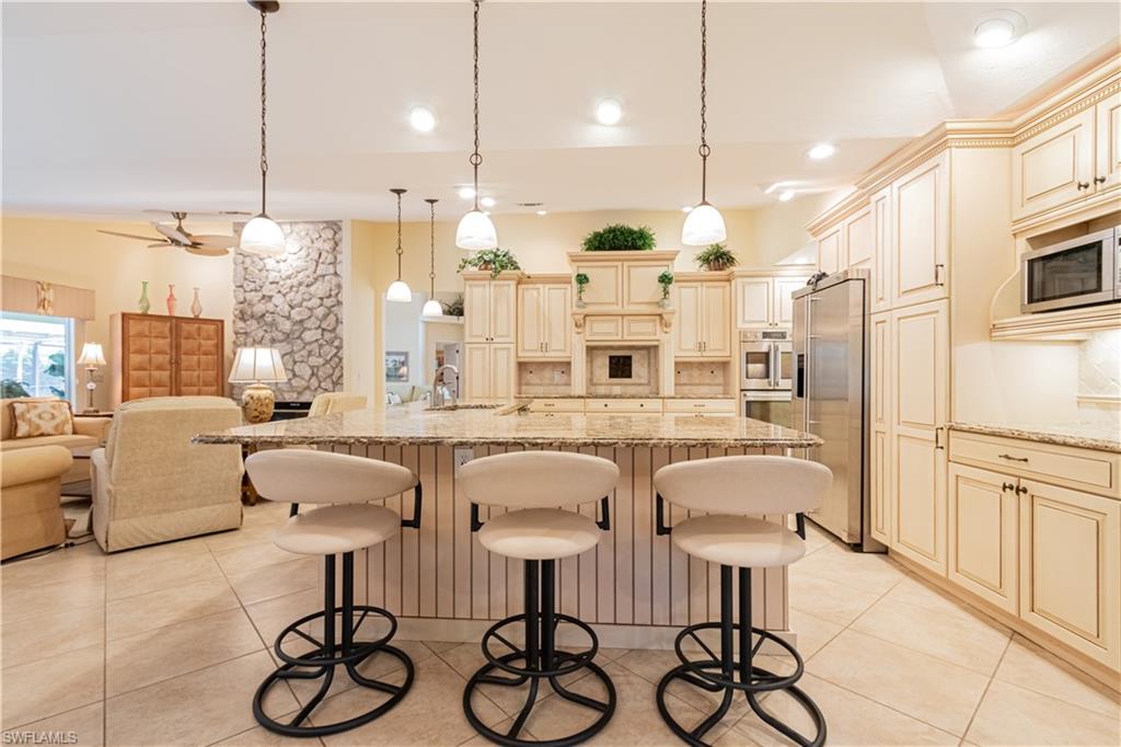 EAGLE CREEK COUNTRY CLUB - Residential