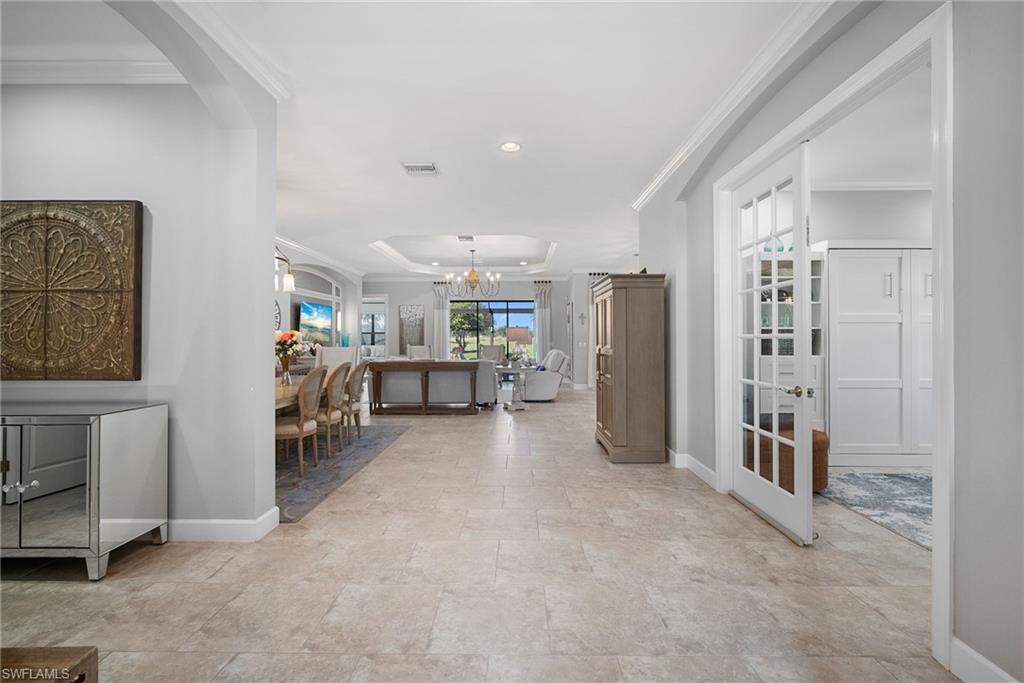 COUNTRY CLUB - Residential