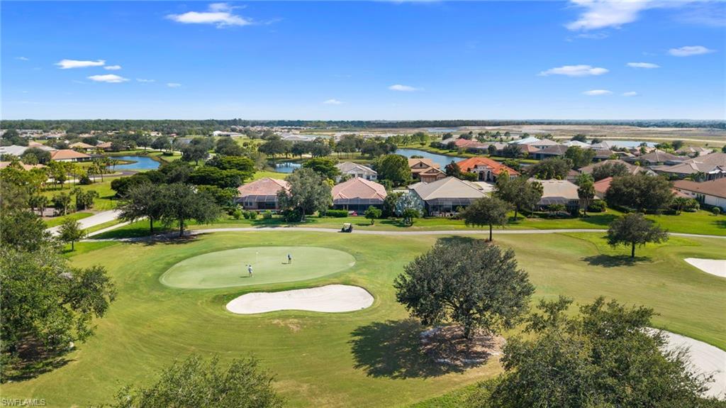 COUNTRY CLUB - Residential