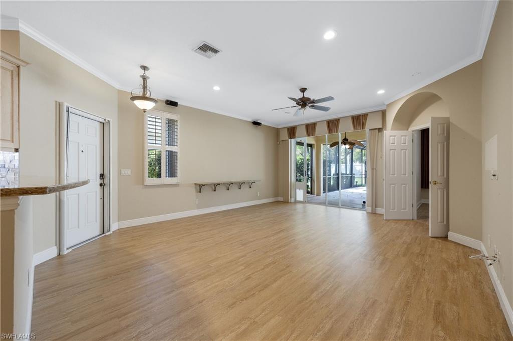 13644 Gulfbreeze ST