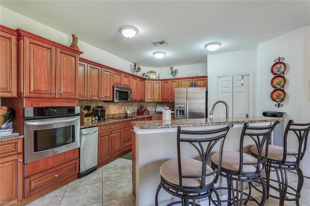 GOLDEN GATE ESTATES - Residential