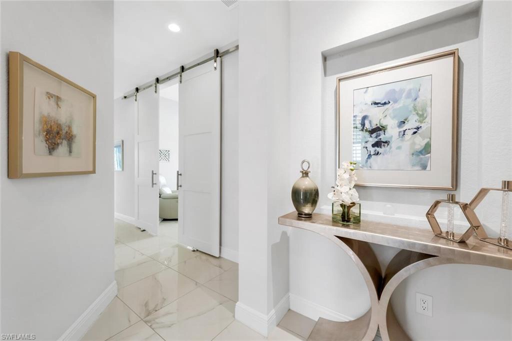 605 El Camino Real 102