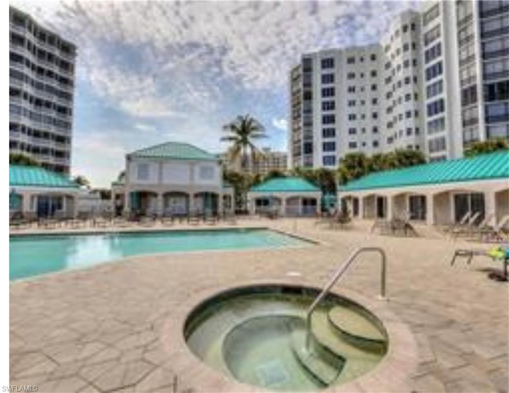 4183 Bay Beach LN 313