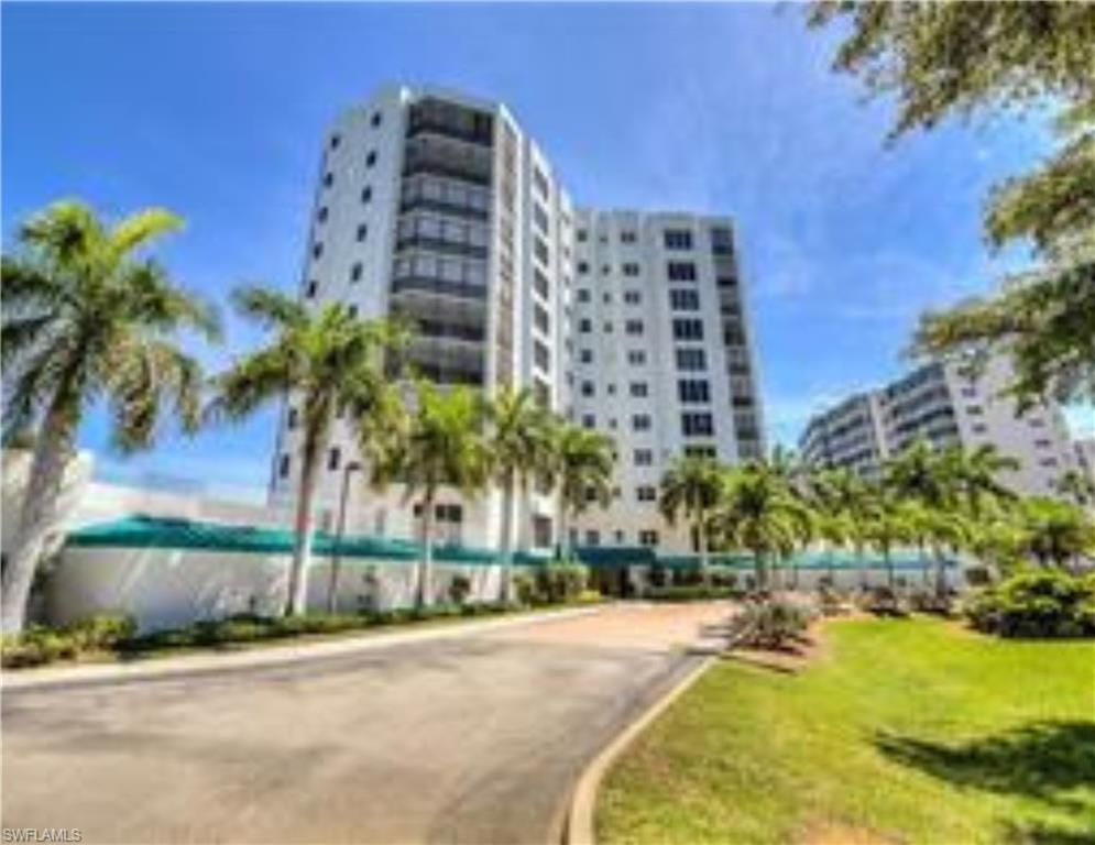 4183 Bay Beach LN 313