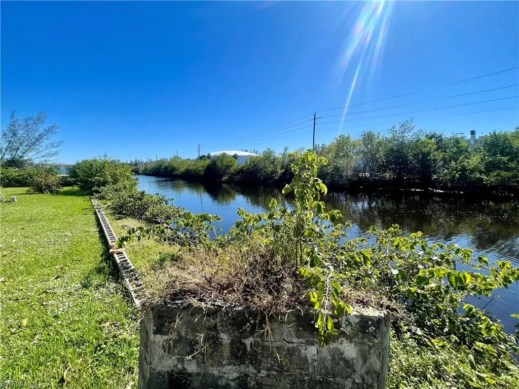 Naples, Florida 34102, United States, 4 Bedrooms Bedrooms, ,2 BathroomsBathrooms,Residential,Active,29672
