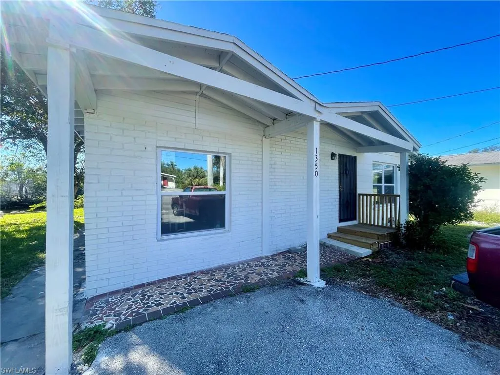 Naples, Florida 34102, United States, 4 Bedrooms Bedrooms, ,2 BathroomsBathrooms,Residential,Active,29672