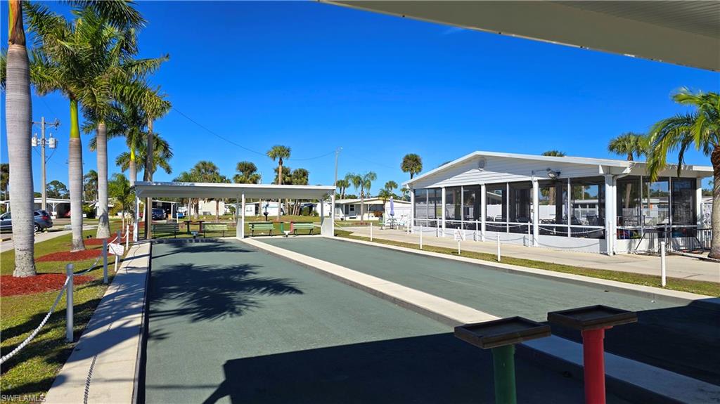 CARRIAGE VILLAGE - Residential