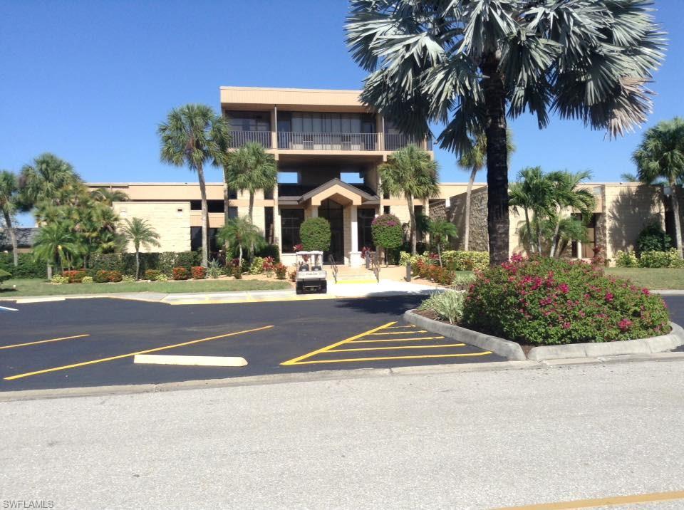 SEVEN LAKES - Residential