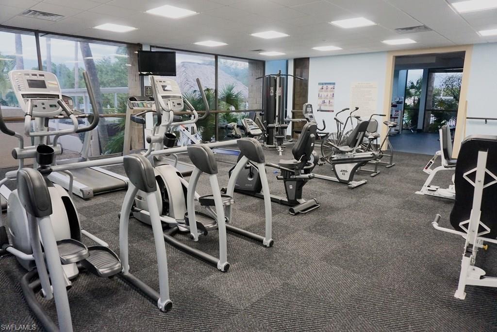 SEVEN LAKES - Residential