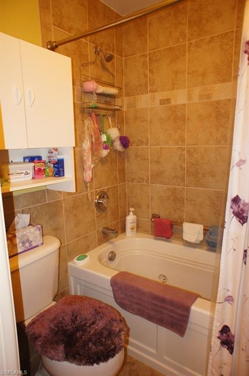 SEVEN LAKES - Residential