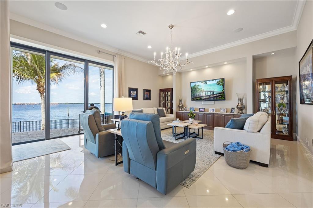 FORT MYERS - Residential