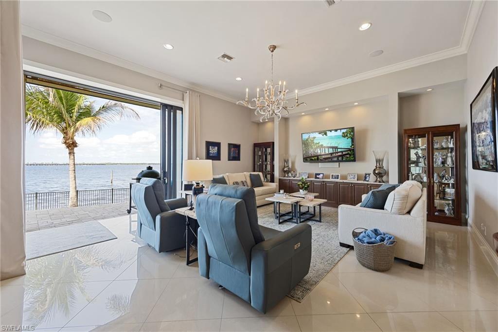 FORT MYERS - Residential