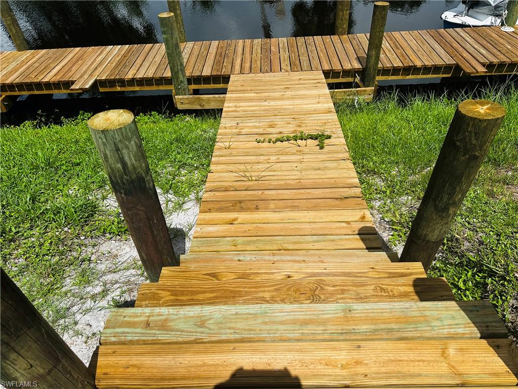 YACHTSMANS COVE - Residential