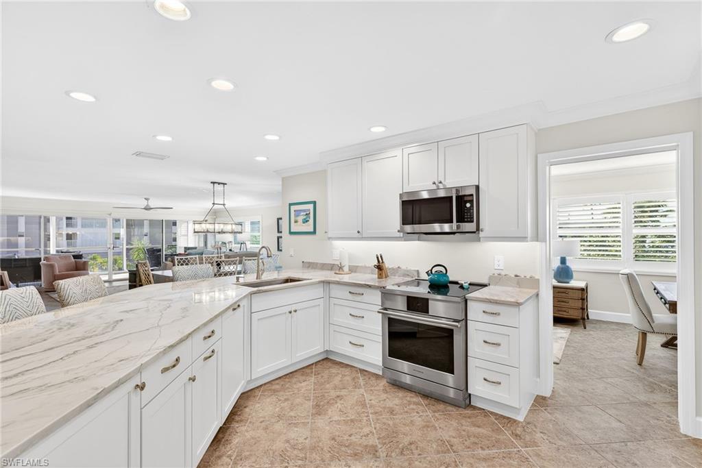 HIGH TIDE CONDO - Residential