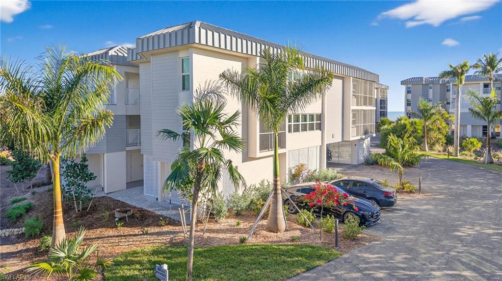 HIGH TIDE CONDO - Residential