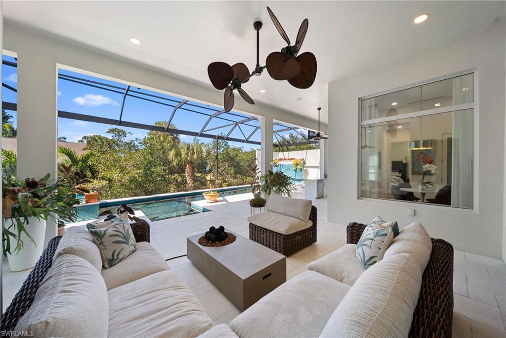 PARADISE VILLAGE - Residential