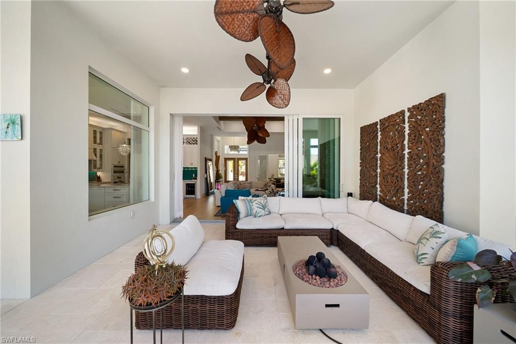 PARADISE VILLAGE - Residential