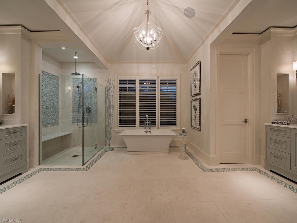 OLDE NAPLES - Residential