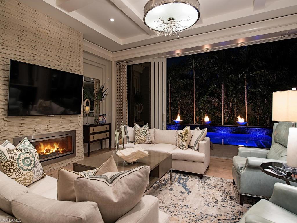 OLDE NAPLES - Residential