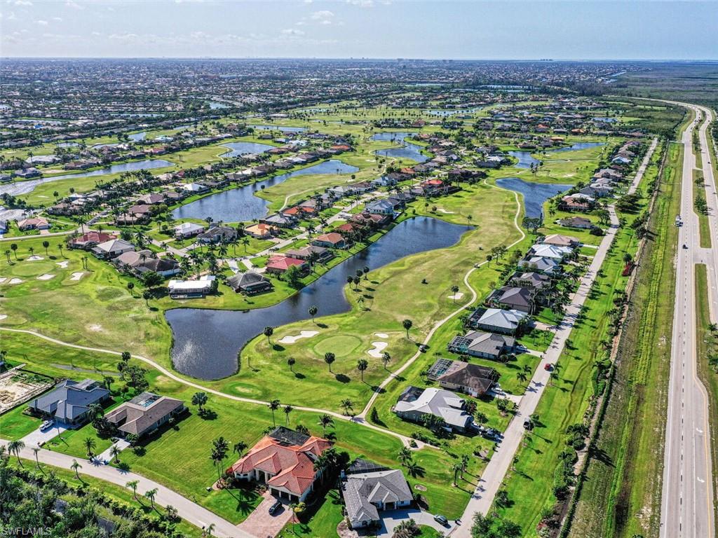 ROYAL TEE COUNTRY CLUB ESTATES - Residential