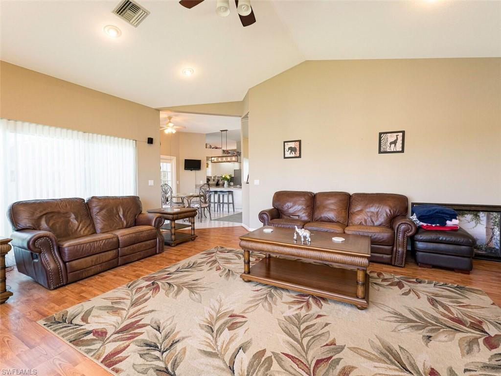 ROYAL TEE COUNTRY CLUB ESTATES - Residential