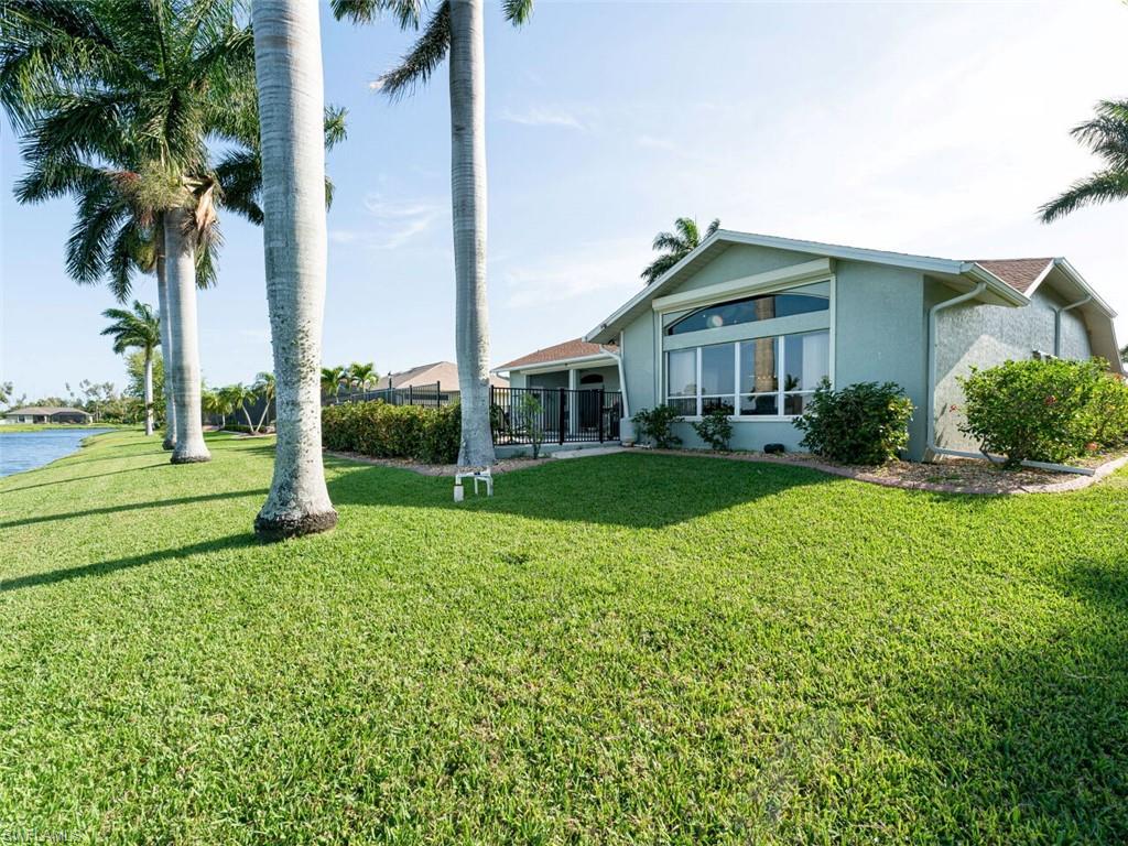 ROYAL TEE COUNTRY CLUB ESTATES - Residential