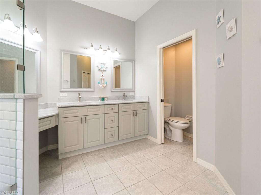 ROYAL TEE COUNTRY CLUB ESTATES - Residential