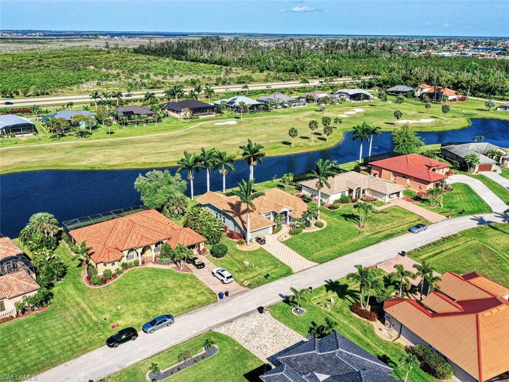 ROYAL TEE COUNTRY CLUB ESTATES - Residential