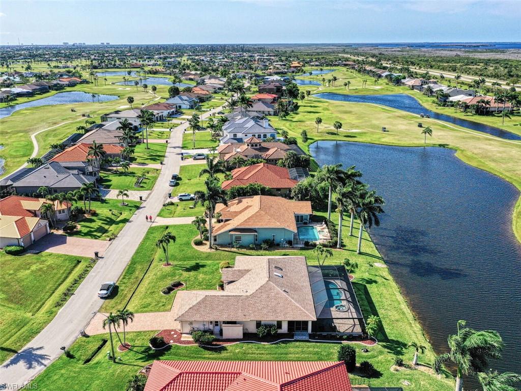 ROYAL TEE COUNTRY CLUB ESTATES - Residential