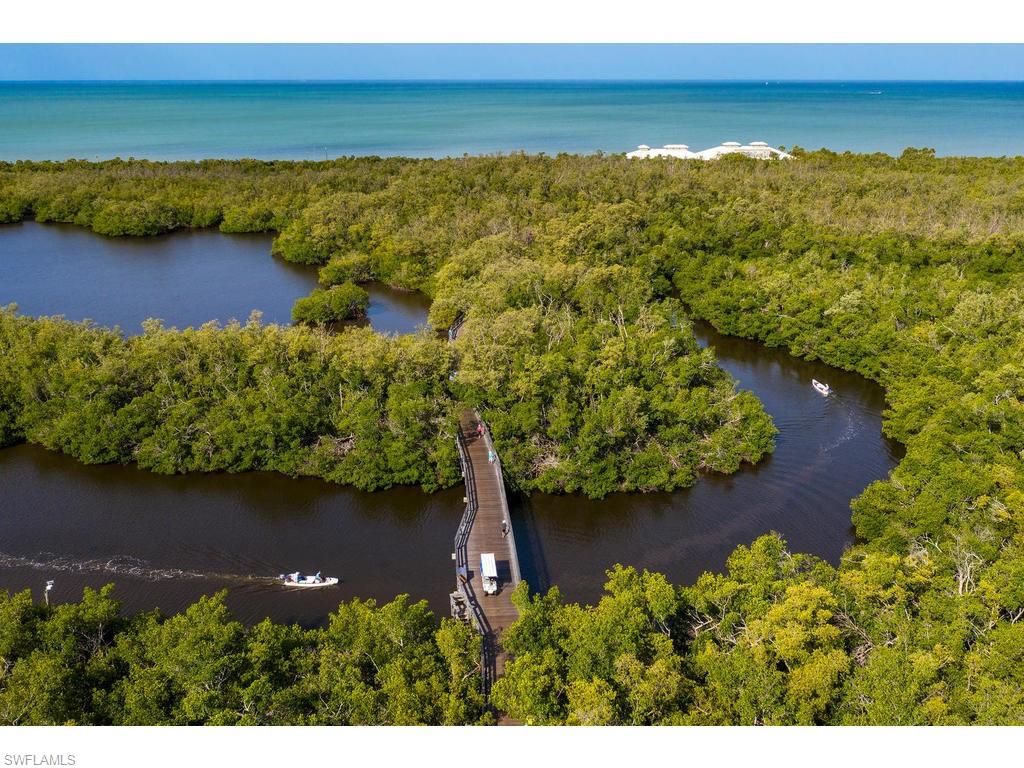 BREAKWATER - Residential