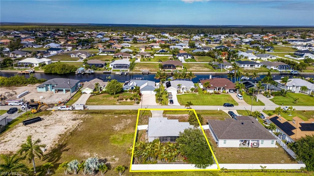 CAPE CORAL - Residential