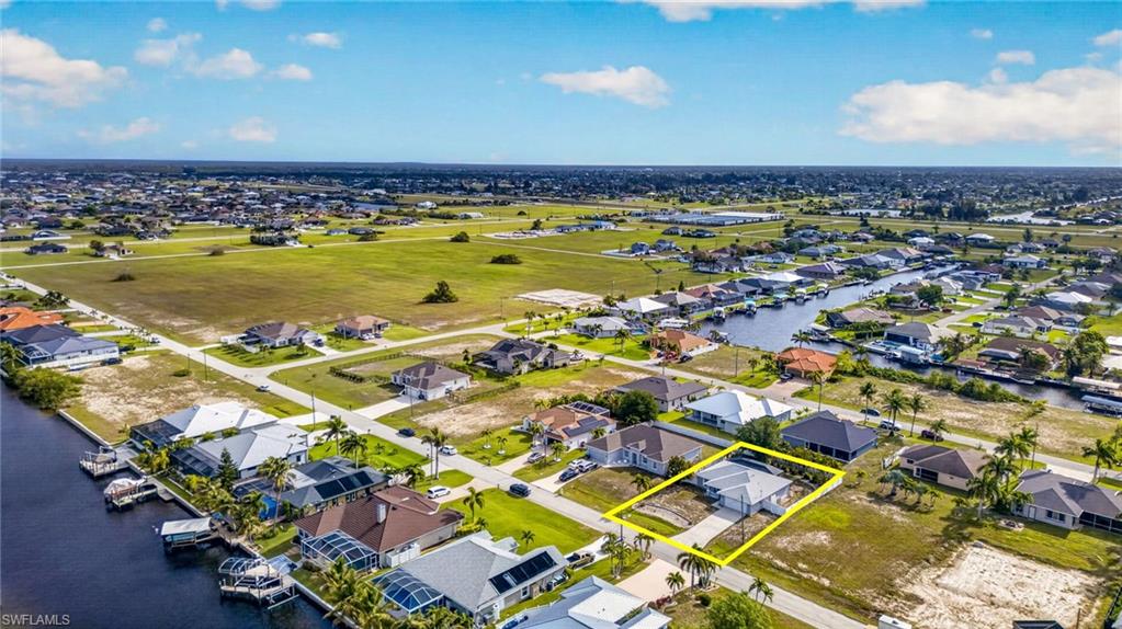 CAPE CORAL - Residential
