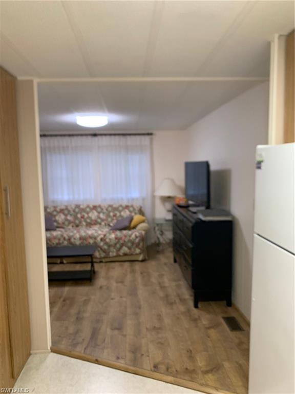 IMPERIAL HARBOR - Residential