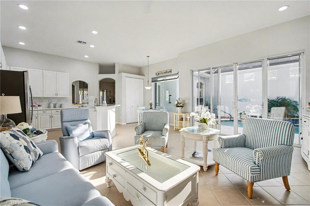 COSTA DEL SOL - Residential Lease