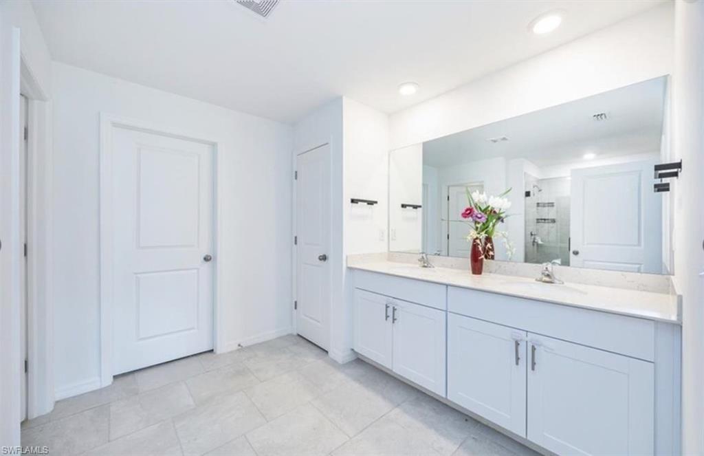 CRANE LANDING - Residential Lease