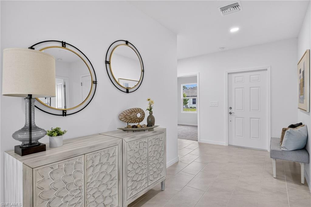 WHISPERING LAKES - Residential