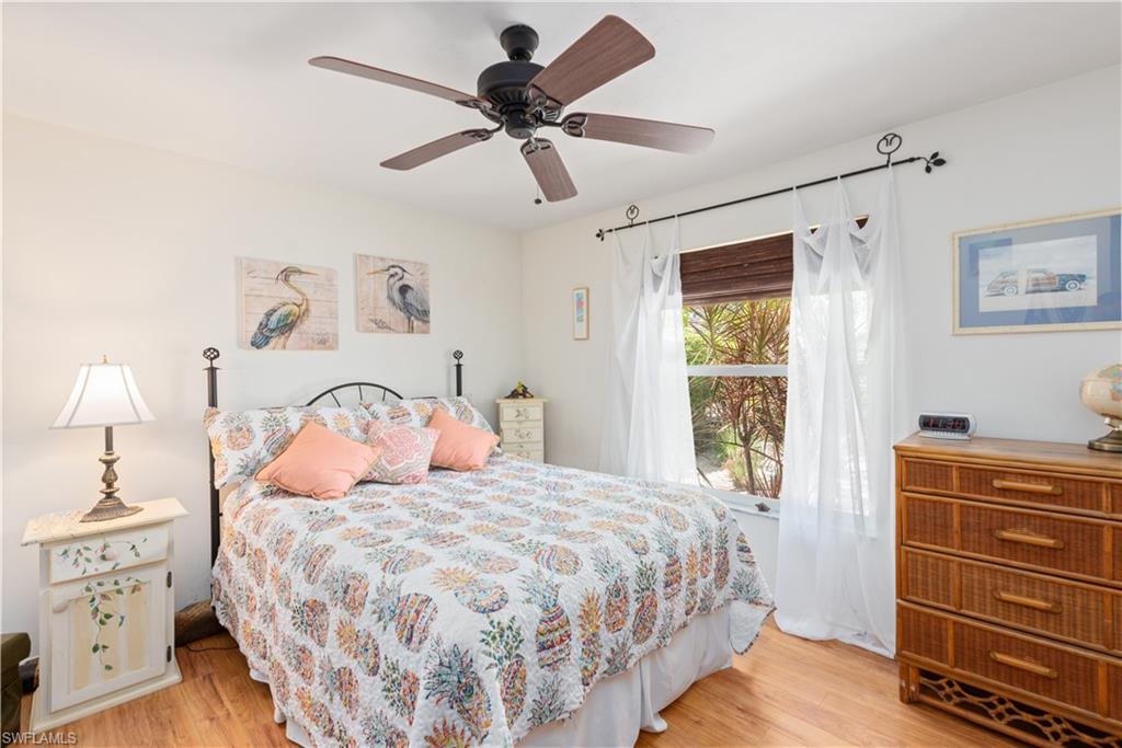 MARCO BEACH - Residential