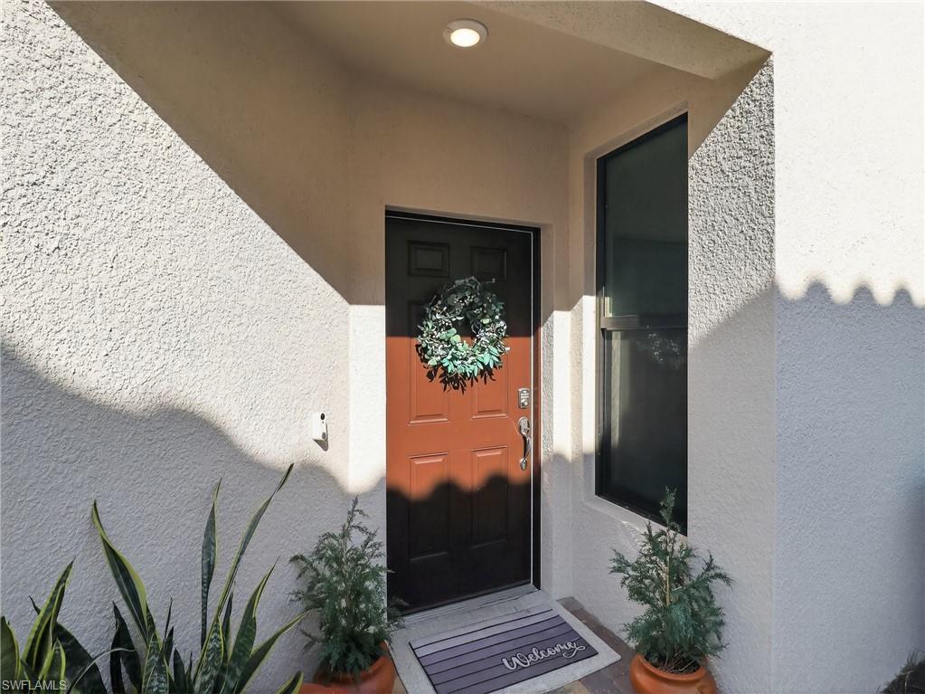 CORAL LAKES - Residential