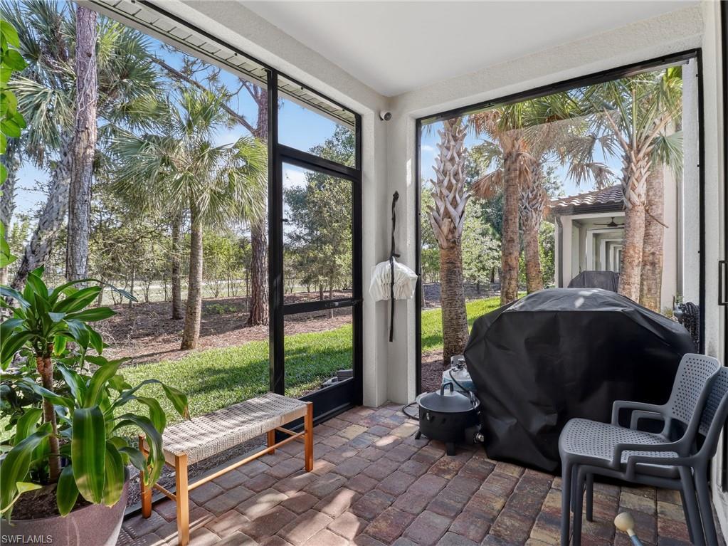 CORAL LAKES - Residential