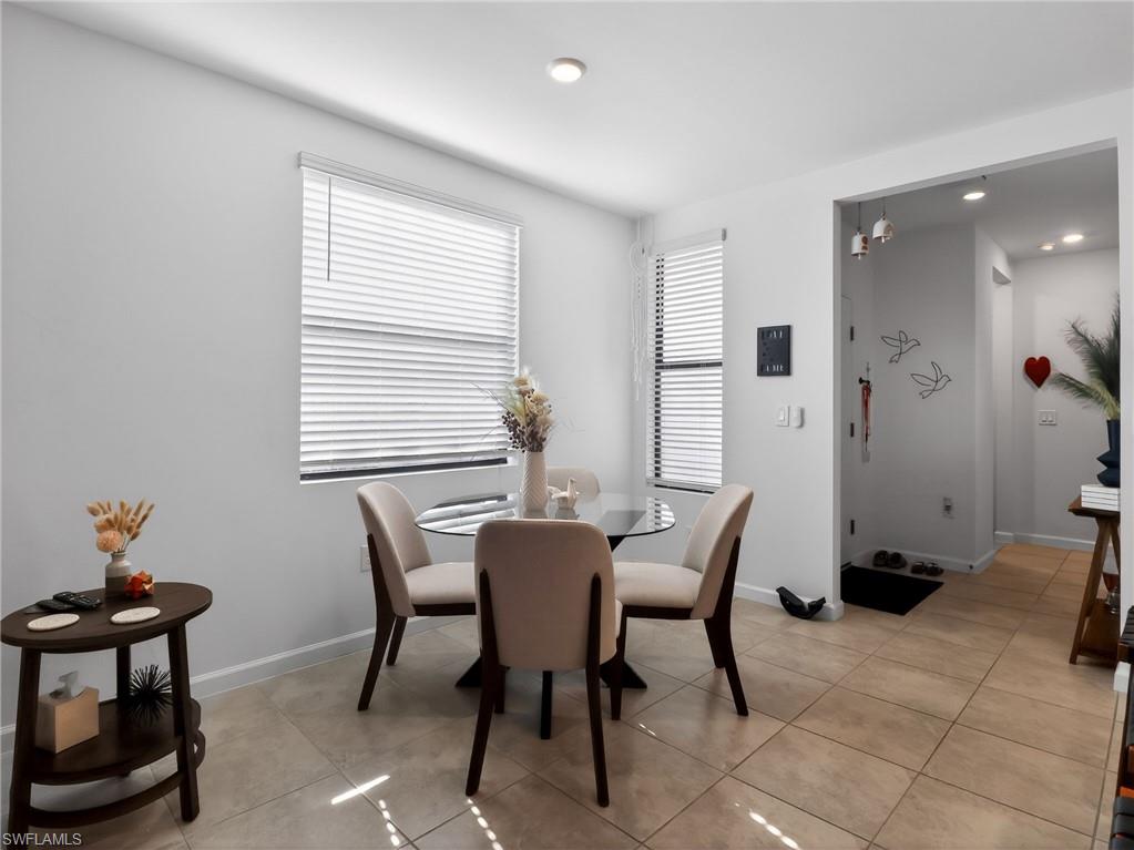 CORAL LAKES - Residential