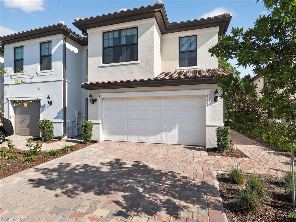 CORAL LAKES - Residential