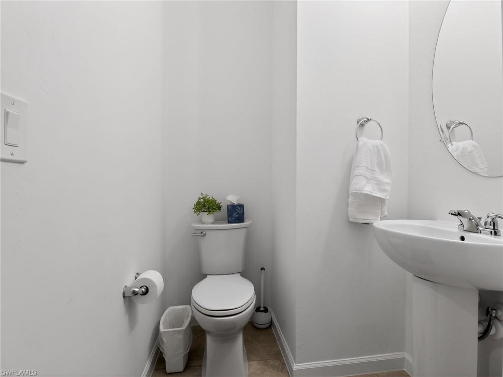 CORAL LAKES - Residential