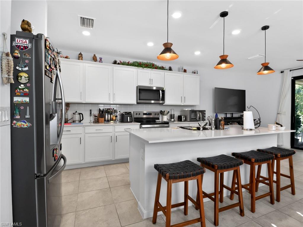 CORAL LAKES - Residential