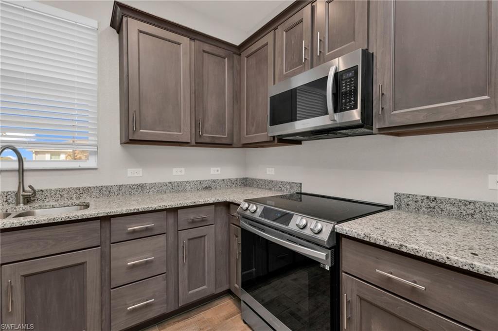 PORT CHARLOTTE - Residential