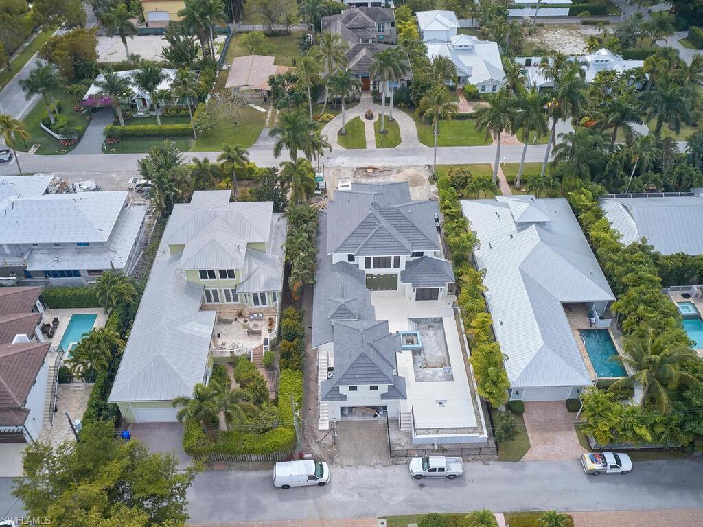 OLDE NAPLES - Residential