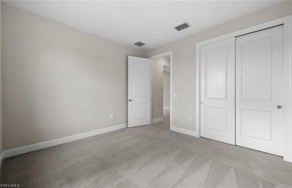 COUNTRY CLUB - Residential